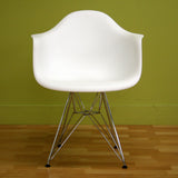 Baxton Studio Dario White Molded Plastic Chair - Dine in Style Store